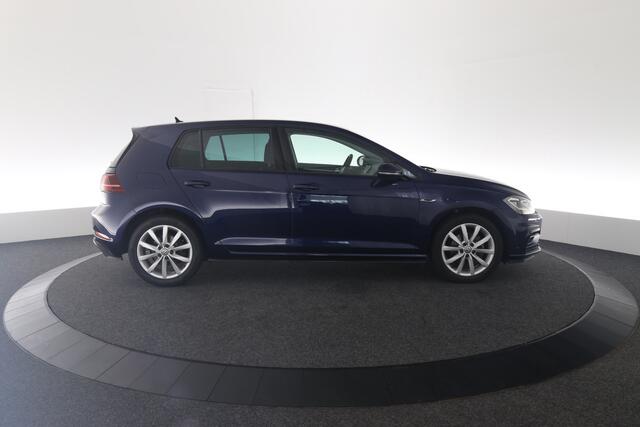 Volkswagen GOLF 1.5 TSI Highline Business R