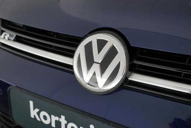 Volkswagen GOLF 1.5 TSI Highline Business R