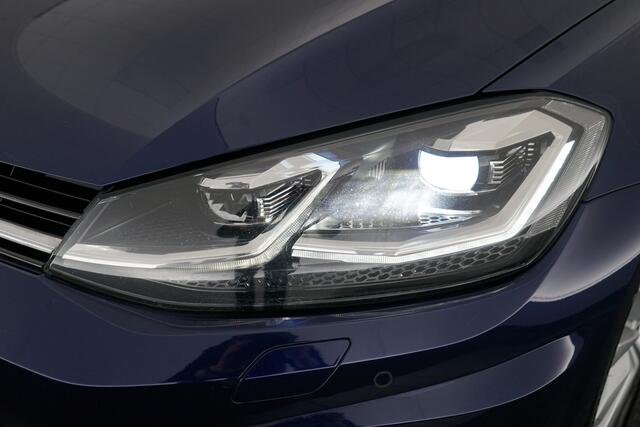 Volkswagen GOLF 1.5 TSI Highline Business R