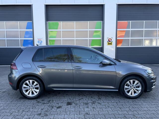 Volkswagen GOLF Bluemotion 1.5 TSI Comfort Buisness