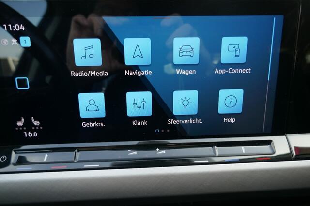 Volkswagen GOLF 1.5 TSI LIFE 131 PK VIRTUAL COCKPIT/NAVIGATIE/PARKEER V+A