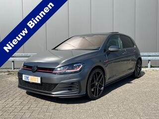 volkswagen-golf-2.0-tsi-gti-perform