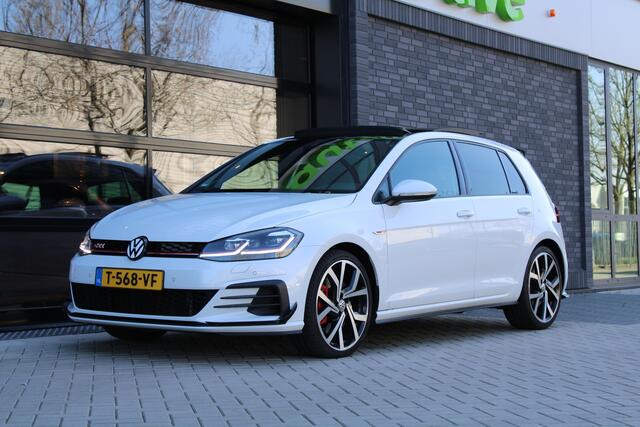 Volkswagen GOLF 2.0 TSI GTI Performance | PANO | MAXTON | CARBON STUUR | KEYLESS | DYNAUDIO |