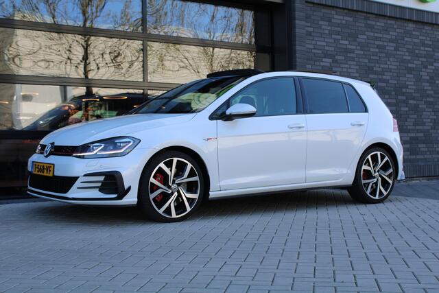 Volkswagen GOLF 2.0 TSI GTI Performance | PANO | MAXTON | CARBON STUUR | KEYLESS | DYNAUDIO |