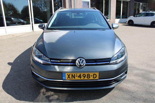 Volkswagen GOLF Variant 1.5 TSI Comfortline Business Climate control, Navi, CC, Trekhaak, Achteruitrij camera, Parksens. V en A, Apple/Android carplay, Leder, 16" LMV