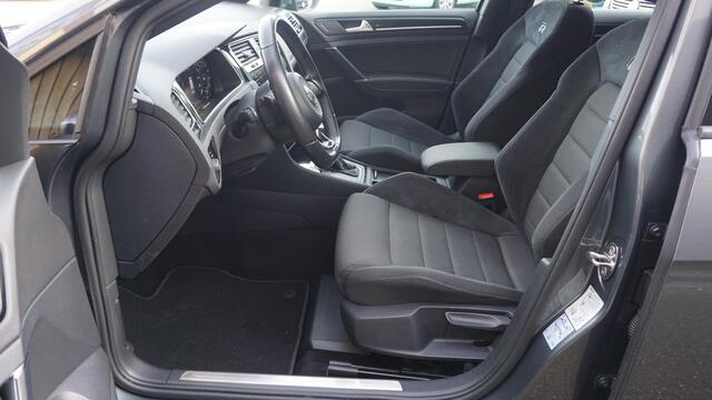 Volkswagen GOLF 7.5 R20 Variant 2.0 TSI 300pk 4Motion DynAudio Virtual Cockpit Keyless LED 18inch LM App-Connect 74786km!
