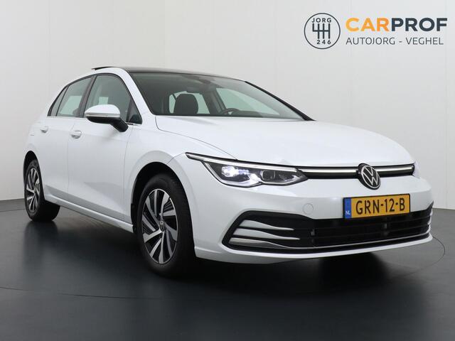 Volkswagen GOLF 1.4 eHybrid Style Camera | Pano Dak | Navigatie | Stoelverwarming