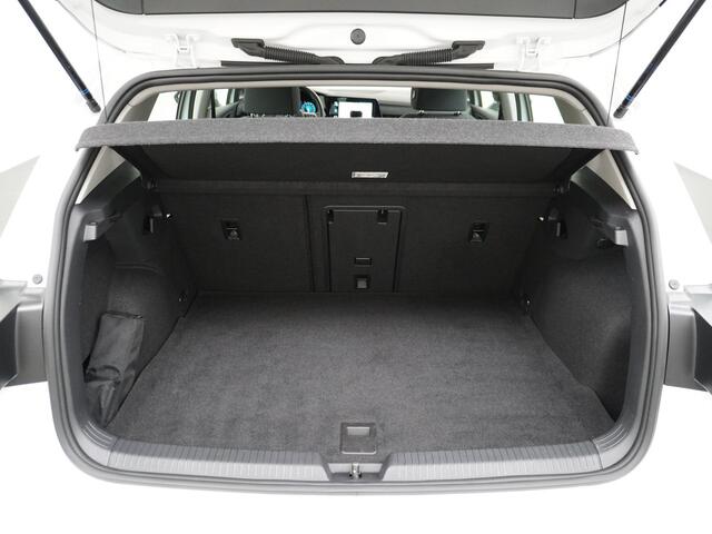 Volkswagen GOLF 1.4 eHybrid Style Camera | Pano Dak | Navigatie | Stoelverwarming