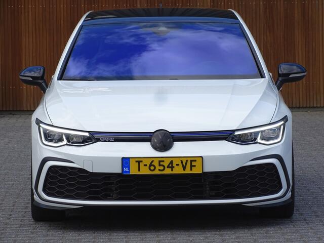 Volkswagen GOLF GTE 245PK automaat / R-Line / RNS / IQ-LED