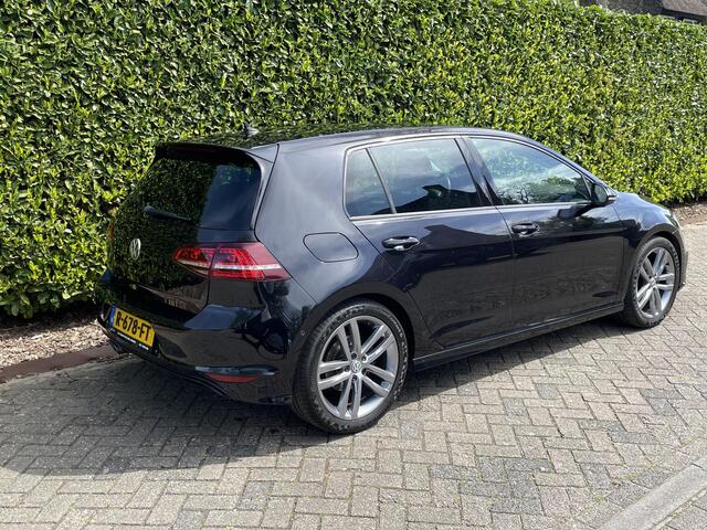 Volkswagen GOLF 1.4 TSI Highline Business R-Line BTW'er, 18" LM, Navigatie, Adaptive cruise controle.
