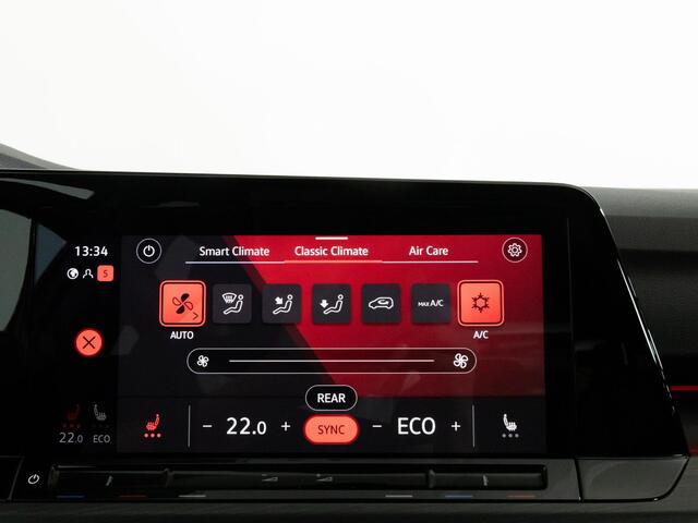 Volkswagen GOLF AUTOMAAT 1.4 204 PK DSG eHybrid Style | LED | Navigatie Via Smartphone | Side Assist | Achteruitrijcamera |