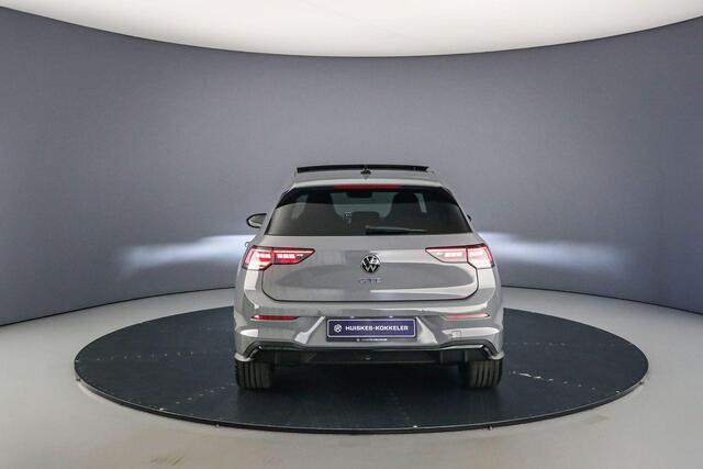 Volkswagen GOLF GTE 1.5 TSI eHybrid 272pk DSG Automaat Panoramadak, Adaptive cruise control, Head up display, Navigatie, Parkeersensoren, LED matrix koplampen, Achteruitrijcamera
