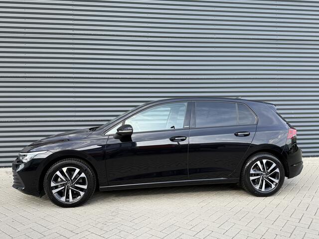 Volkswagen GOLF 1.5 TSI Trekhaak/Stoel+stuurwarm/Apple/LED 2e Paasdag geopend van 12 tot 16 uur