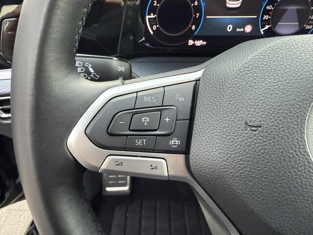 Volkswagen GOLF 1.5 TSI Trekhaak/Stoel+stuurwarm/Apple/LED 2e Paasdag geopend van 12 tot 16 uur