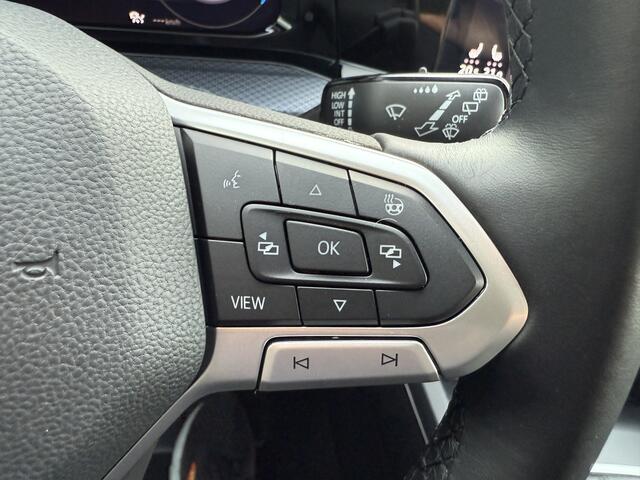 Volkswagen GOLF 1.5 TSI Trekhaak/Stoel+stuurwarm/Apple/LED 2e Paasdag geopend van 12 tot 16 uur