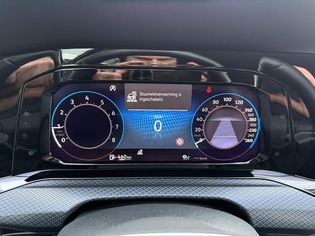 Volkswagen GOLF 1.5 TSI Trekhaak/Stoel+stuurwarm/Apple/LED 2e Paasdag geopend van 12 tot 16 uur