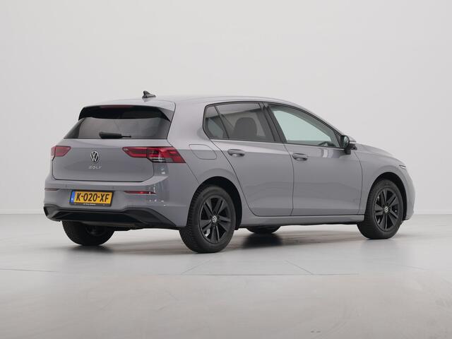 Volkswagen GOLF 1.0 TSI 110pk Life Navigatie Pdc Acc Lm Velgen 281