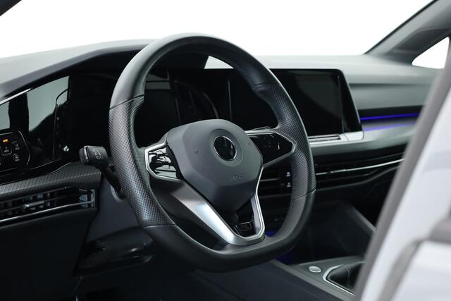 Volkswagen GOLF 1.5 TSI R-Line | Navi | Adapt. Cruise | Camera | Stoel- Stuurver. | Apple CarPlay