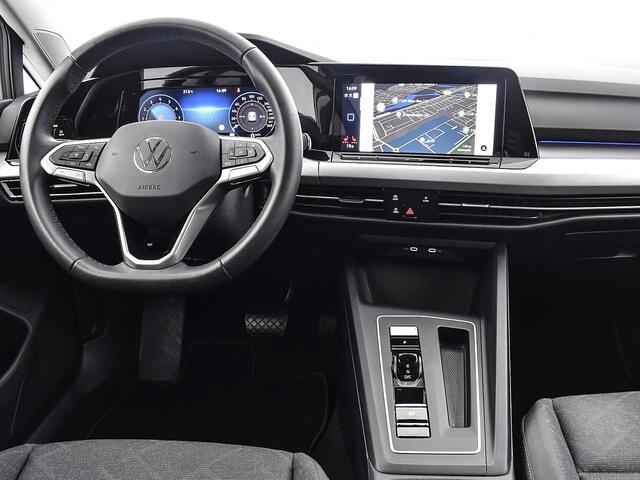 Volkswagen GOLF Variant 1.0 eTsi 110pk DSG automaat Life | Achteruitrijcamera |Keyless entry | App-Connect | Apple Carplay | 16'' Inch · Garantie t/m 15-01-2028 of 100.000km · TOPDEAL