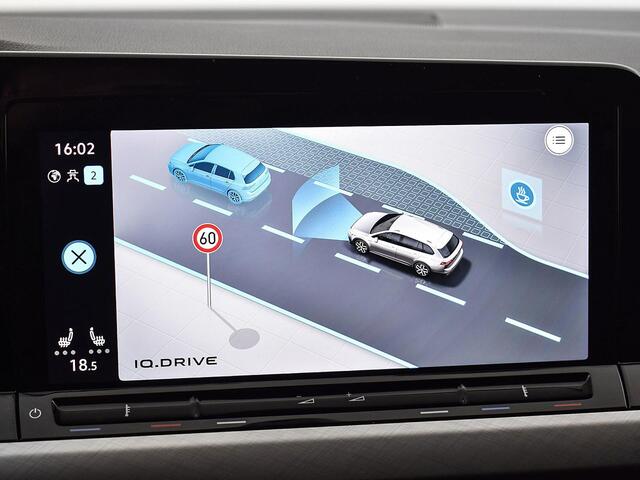 Volkswagen GOLF Variant 1.0 eTsi 110pk DSG automaat Life | Achteruitrijcamera |Keyless entry | App-Connect | Apple Carplay | 16'' Inch · Garantie t/m 15-01-2028 of 100.000km · TOPDEAL