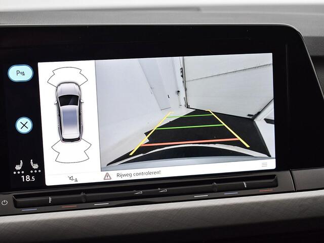 Volkswagen GOLF Variant 1.0 eTsi 110pk DSG automaat Life | Achteruitrijcamera |Keyless entry | App-Connect | Apple Carplay | 16'' Inch · Garantie t/m 15-01-2028 of 100.000km · TOPDEAL