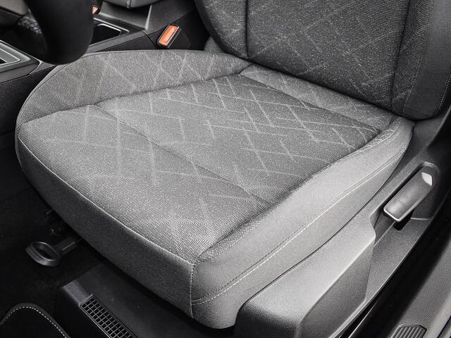 Volkswagen GOLF Variant 1.0 eTsi 110pk DSG automaat Life | Achteruitrijcamera |Keyless entry | App-Connect | Apple Carplay | 16'' Inch · Garantie t/m 15-01-2028 of 100.000km · TOPDEAL