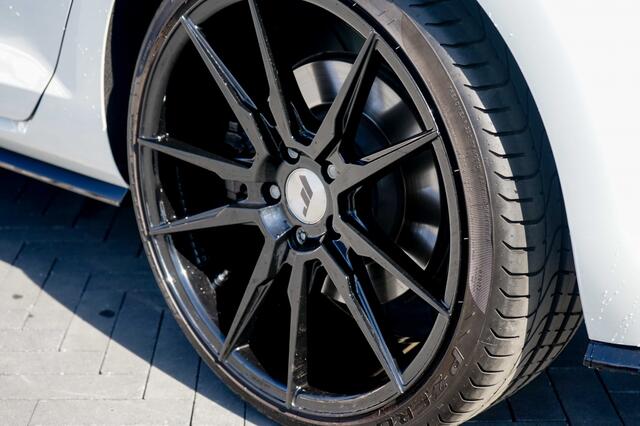 Volkswagen GOLF 7.5 R 2.0 TSI R20 4Motion/Pano/Akrapovic/Virtual/PPF