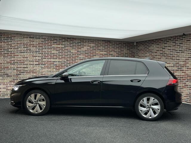 Volkswagen GOLF 1.5 eTSI Style | Sfeer| IQ Light| Memory|