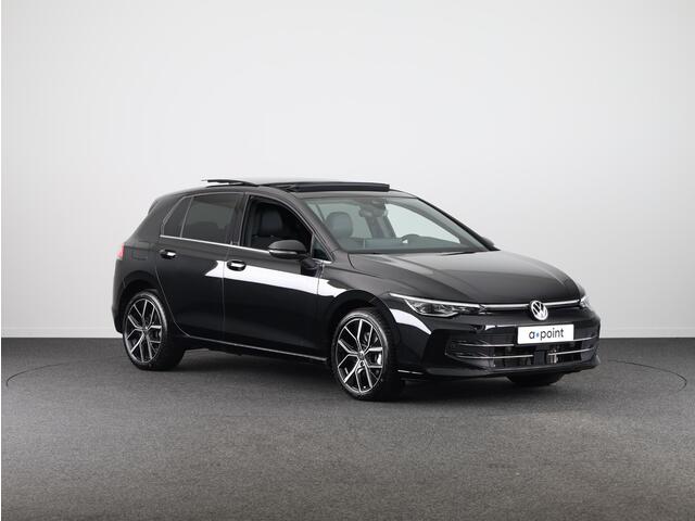 Volkswagen GOLF 1.5 eHybrid 50 Edition 204 PK | Automaat (DSG) | Panoramadak | Stoelverwarming | Led matrix | 18 Inch | Camera