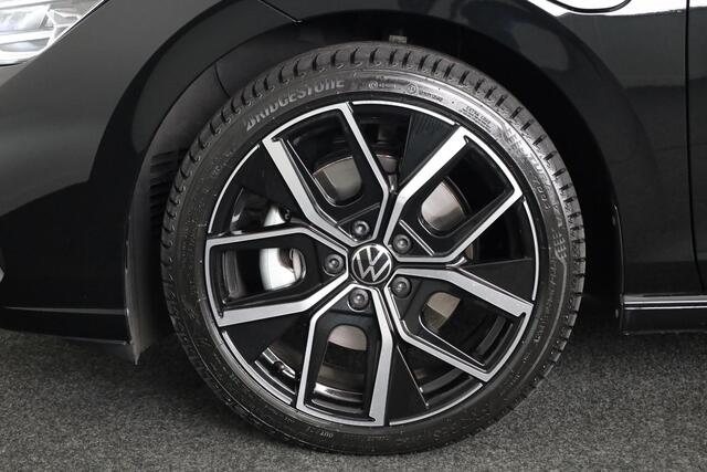 Volkswagen GOLF 1.5 eHybrid 50 Edition 204 PK | Automaat (DSG) | Panoramadak | Stoelverwarming | Led matrix | 18 Inch | Camera