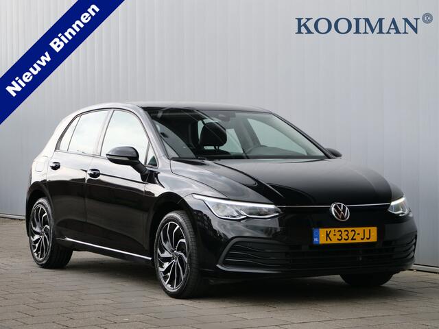 Volkswagen GOLF 1.5 TSI 131pk Life Apple Carplay / Trekhaak / Leder / Camera