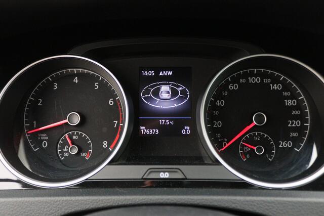 Volkswagen GOLF Variant 1.2 TSI Business Edition Connected R-Line