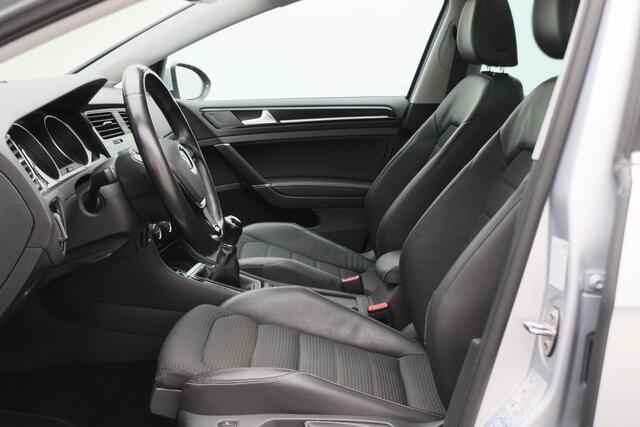 Volkswagen GOLF Variant 1.2 TSI Business Edition Connected R-Line