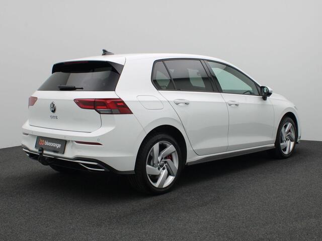 Volkswagen GOLF 1.4 eHybrid GTE Full led, trekhaak, adaptive cruise met travel assist, keyless, led mistlampen, stuur-stoelverwarming, 17" lichtmetaal