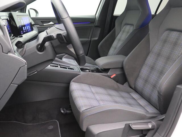 Volkswagen GOLF 1.4 eHybrid GTE Full led, trekhaak, adaptive cruise met travel assist, keyless, led mistlampen, stuur-stoelverwarming, 17" lichtmetaal