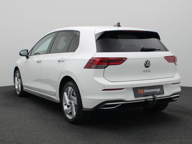 Volkswagen GOLF 1.4 eHybrid GTE Full led, trekhaak, adaptive cruise met travel assist, keyless, led mistlampen, stuur-stoelverwarming, 17" lichtmetaal