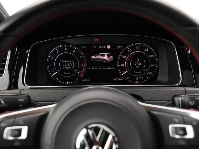 Volkswagen GOLF 2.0 TSI GTI Performance 245pk | Navigatie | Adaptieve Cruise Control | Dealer onderhouden | Lederen sportstoelen | Panoramadak | Trekhaak | Digital Dashboard |