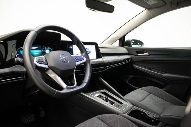 Volkswagen GOLF 1.0 eTSI Life Business |Carplay|Adaptive|Camera|
