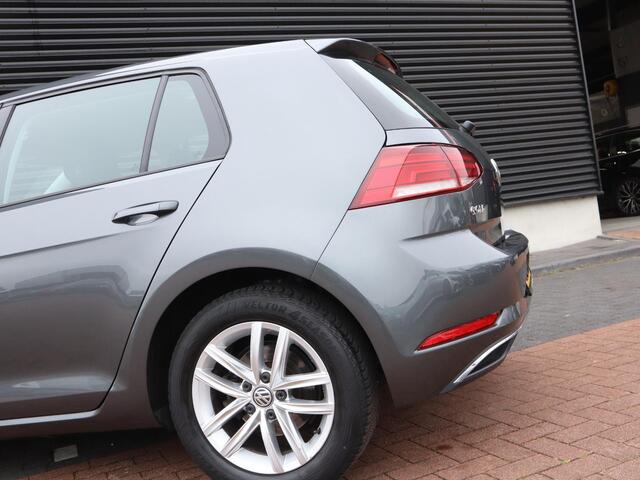 Volkswagen GOLF 1.5 TSI Highline | Clima | Adapt. Cruise | Velours | PDC V+A+Camera | LED | Multimedia |