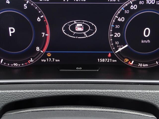 Volkswagen GOLF Variant 1.0 TSI Highline Business R Automaat, Navigatie, Multimedia, Airco/ECC, CruiseControl, Sport Interieur, Multifunctioneel stuur, Parkeersensoren, Trekhaak, LM-velgen