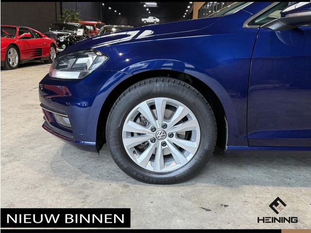 Volkswagen GOLF Variant 1.0 TSI Comfortline. DSG-automaat. Trekhaak. Navi. Apple-carplay