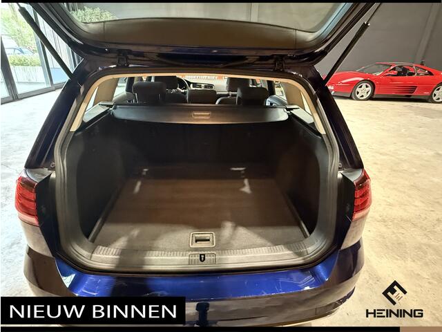 Volkswagen GOLF Variant 1.0 TSI Comfortline. DSG-automaat. Trekhaak. Navi. Apple-carplay