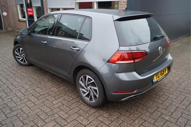 Volkswagen GOLF 1.4 TSI Comfortline | DSG | Virtual cockpit | Camera | BTW