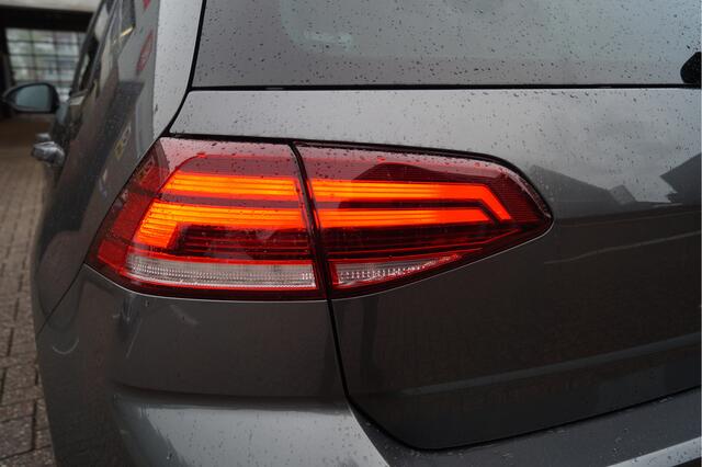 Volkswagen GOLF 1.4 TSI Comfortline | DSG | Virtual cockpit | Camera | BTW