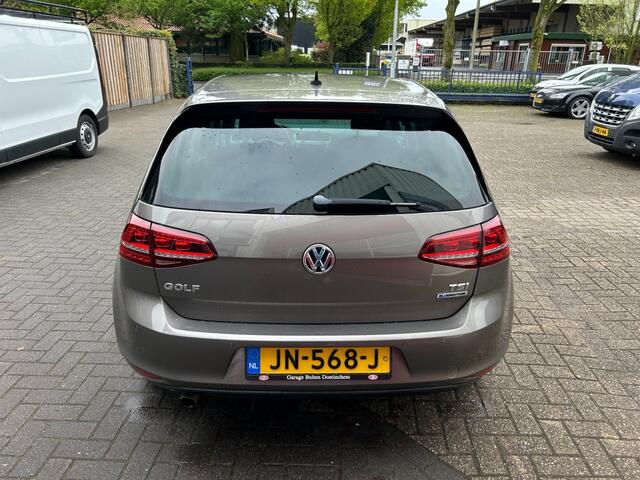 Volkswagen GOLF 1.0 TSI Connected Series Nederlandse auto inclusief garantie!