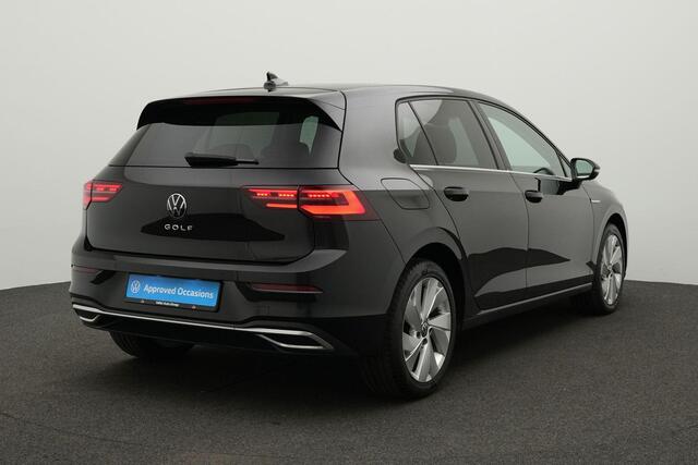 Volkswagen GOLF 1.5 TSI 150PK Style | Matrix LED koplampen (IQ Light) | Elektr. verstelbare bestuurdersstoel (met geheugen) | Head-up display | Stoelverwarming |