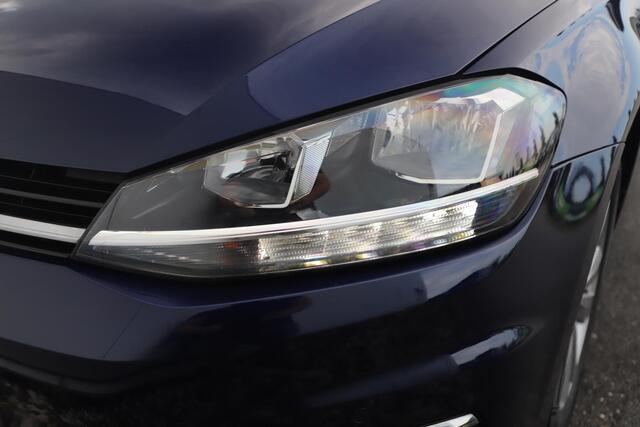 Volkswagen GOLF 1.0 TSI Comfortline Business Automaat Navigatie Adaptive Cruise Clima PDC Carplay Android Auto Getint Glas LMV Bluetooth