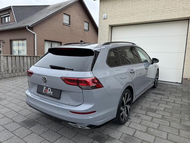 Volkswagen GOLF Variant 1.5 eTSI 150pk DSG 3x R-Line VirtualCockpit ACC Sportstoelen IQ-Light Ambientlight Camera 18" Pdc