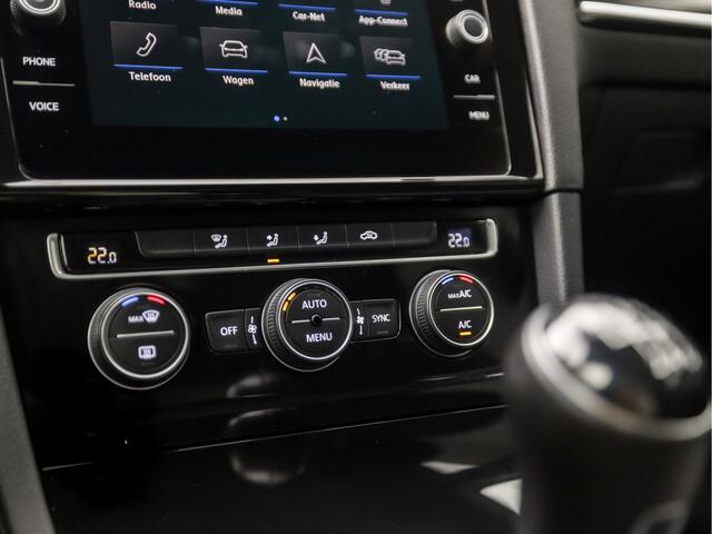 Volkswagen GOLF 1.5 TSI Sportline (VIRTUAL COCKPIT, 4 CILINDER, APPLE CARPLAY, GROOT NAVI, ALCANTARA SPORTSTOELEN, ADAPTIVE CRUISE, PARKEERSENSOREN, LM VELGEN, DAB+, NIEUWSTAAT)