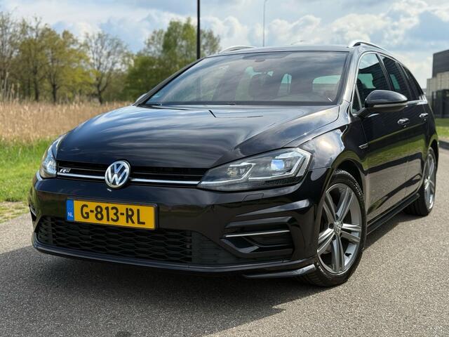 Volkswagen GOLF 1.5 TSI Highline II 3x R-Line II LED !!